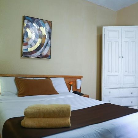 Hostal Loro Verde Quito Extérieur photo