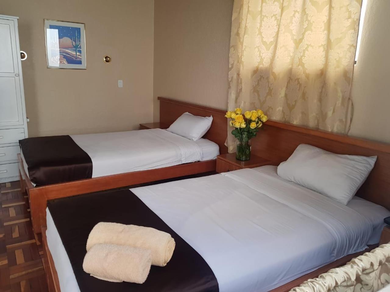 Hostal Loro Verde Quito Extérieur photo