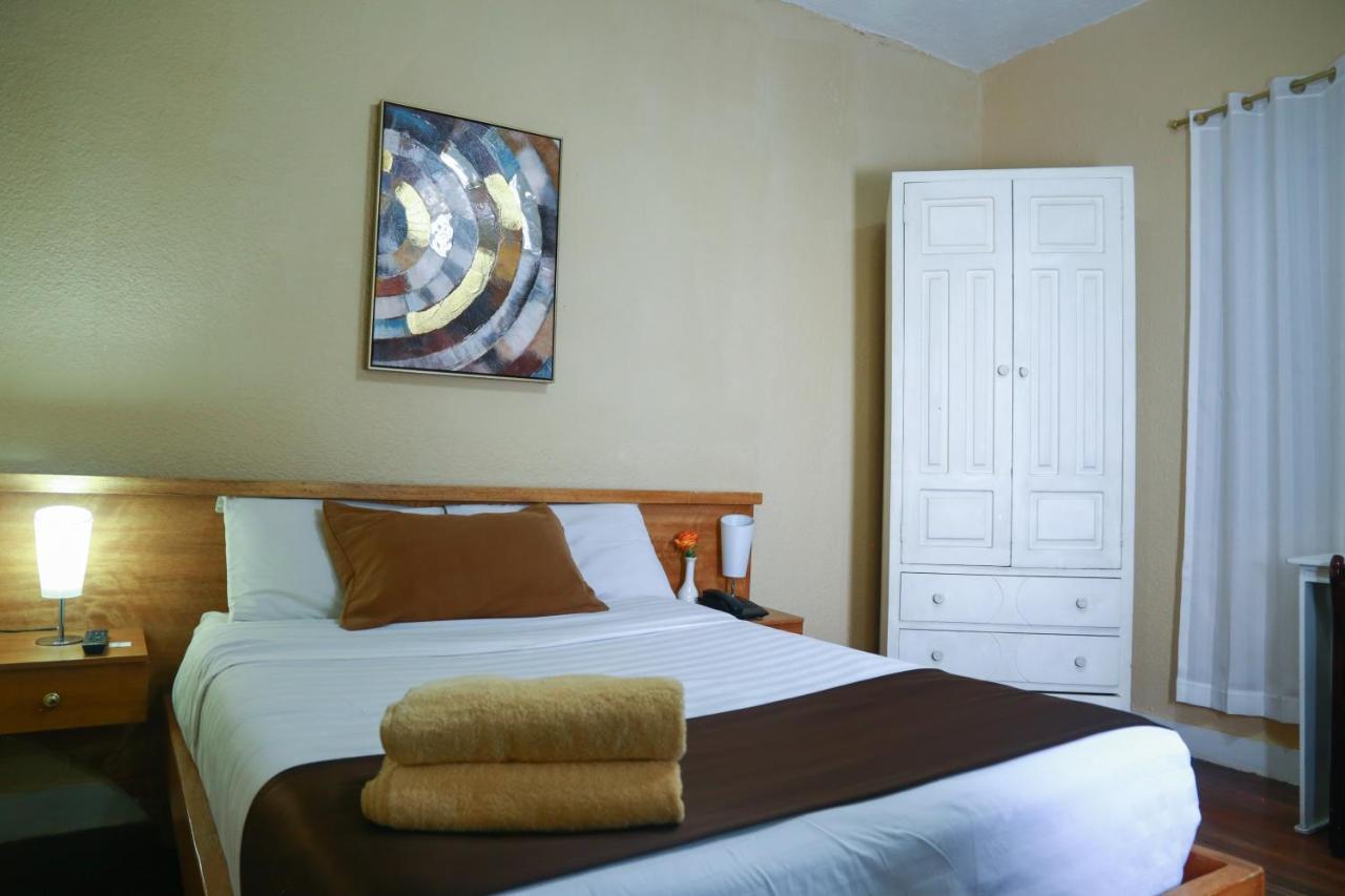 Hostal Loro Verde Quito Extérieur photo